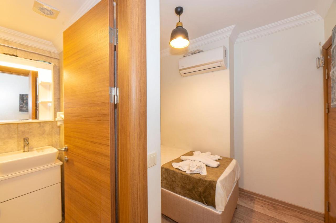 Bazaar Old Hotel 3*