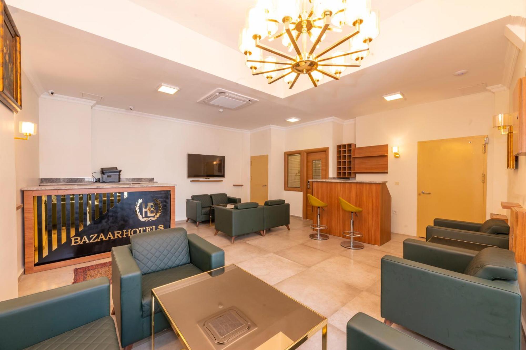 Bazaar Old Hotel 3*