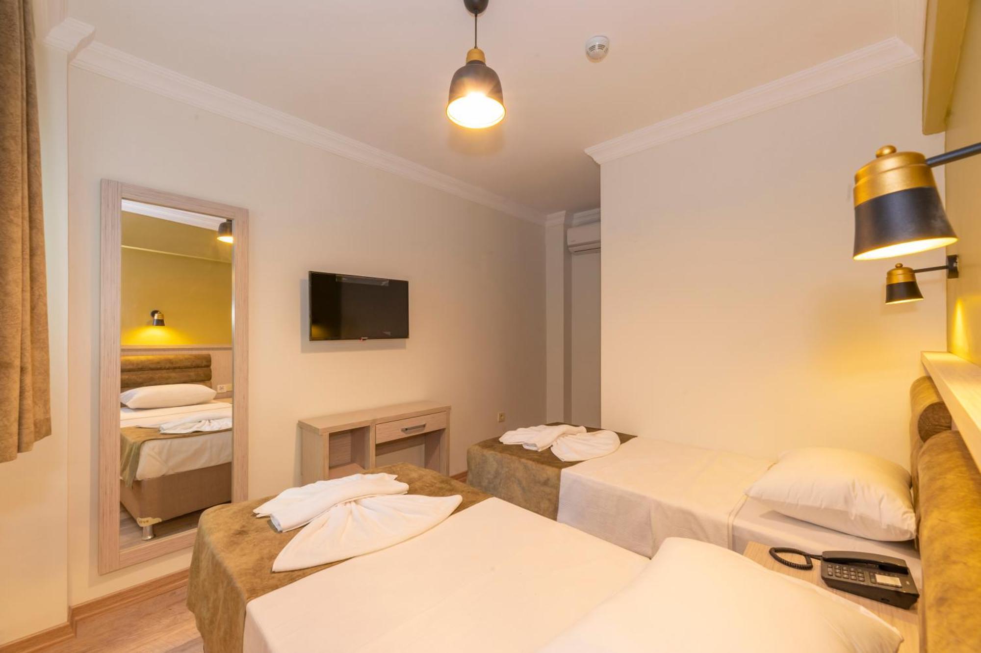 Hotel Bazaar Old 3*